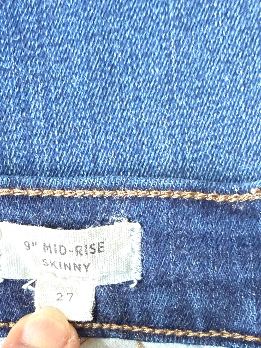 Madewell 9”Mid Rise Dark Blue Skinny Jeans - Picture 5 of 8